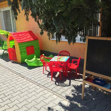 Guesthouse Zuzana Spacince Esterno foto